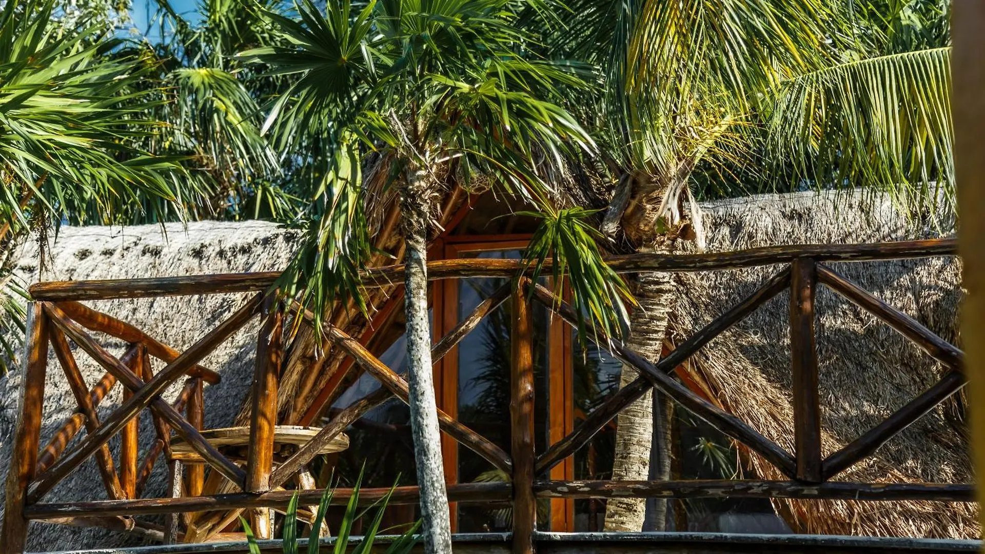 Eco Banitas Tulum Hotel