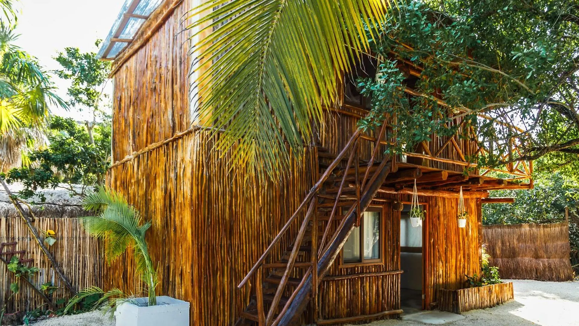 Hotel Co.Bañitas Tulum México