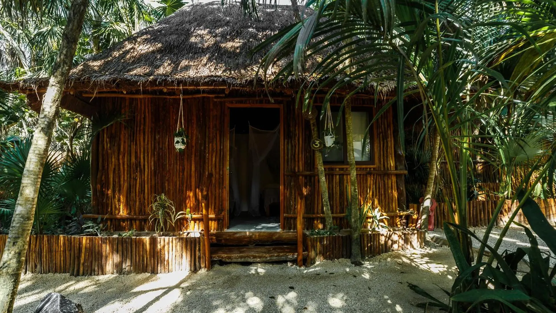 Hotel Co.Bañitas Tulum