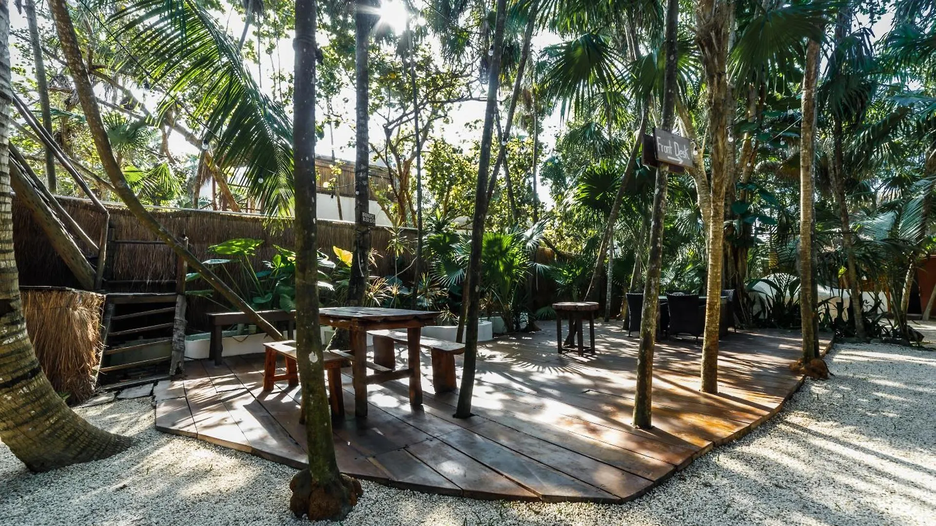 Eco Banitas Tulum Hotel