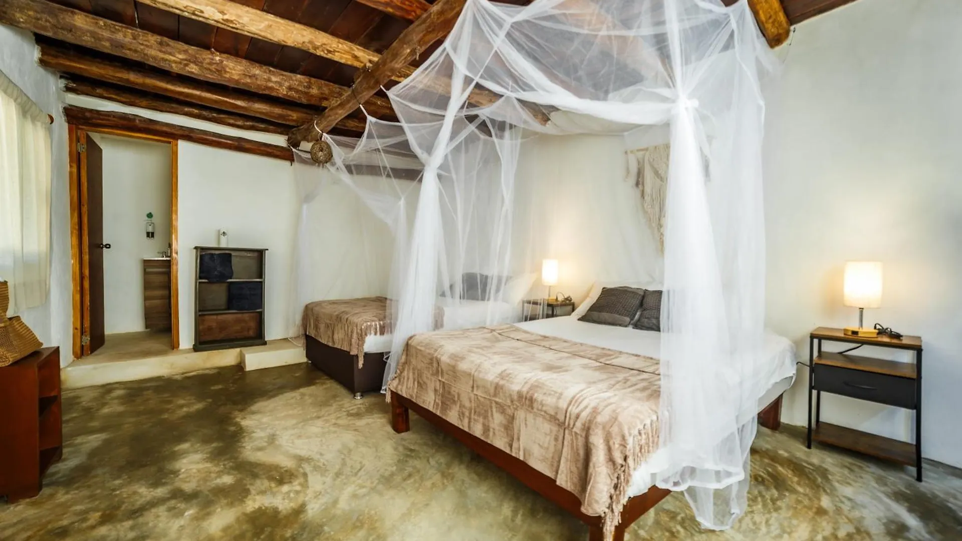 Hotel Co.Bañitas Tulum