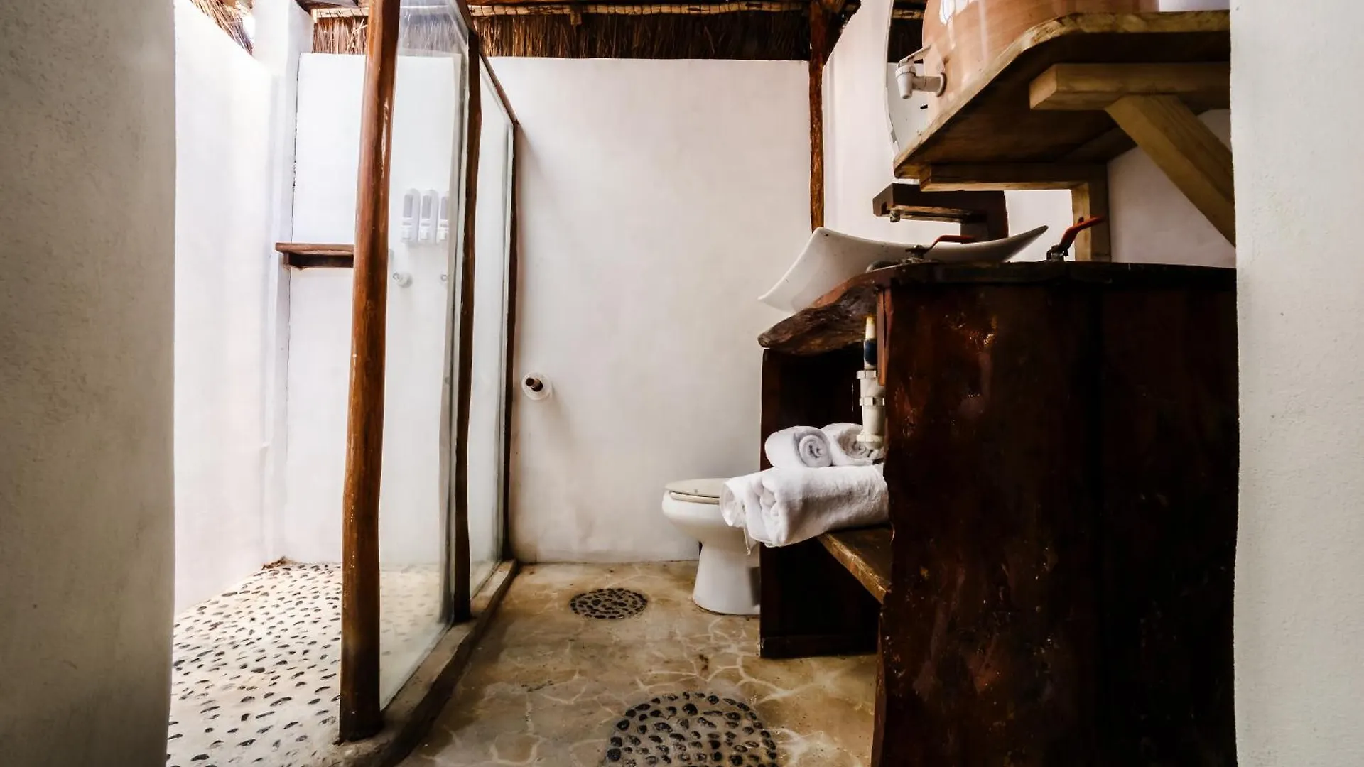 Eco Banitas Tulum 호텔